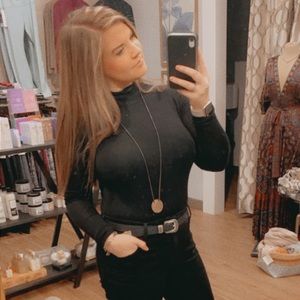 Meet your Posher, Anslie